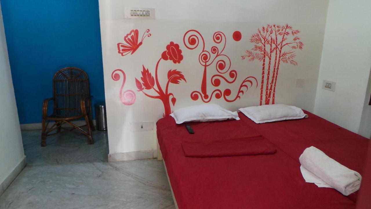 Elements Hostel Chennai Exterior photo